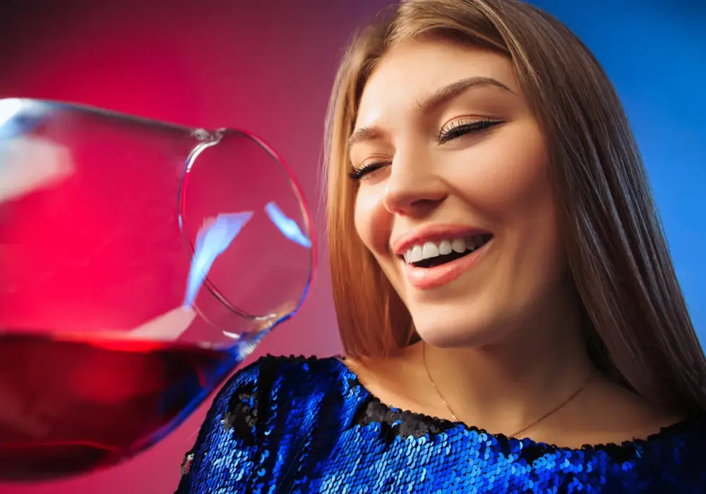 Dlaczego po botoksie nie wolno pić alkoholu? Poznaj ryzyko i skutki