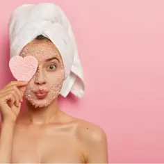 Jaki peeling do twarzy wybrać, aby uniknąć podrażnień skóry?