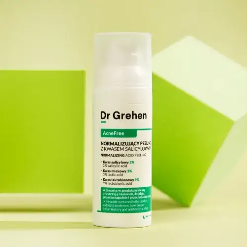 Zdjęcie Jaki peeling do twarzy wybrać, aby uniknąć podrażnień skóry?